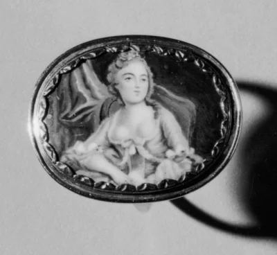 Bague avec portrait miniature — Venetian (1780) — gold, enamel, Walters Art Museum, Baltimore